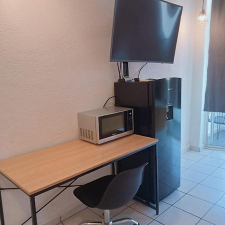 Lovely Studio Apartment With Balcony Ac & Wi-Fi, Minutes From Downtown! Zihuatanejo Dış mekan fotoğraf