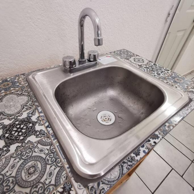 Lovely Studio Apartment With Balcony Ac & Wi-Fi, Minutes From Downtown! Zihuatanejo Dış mekan fotoğraf